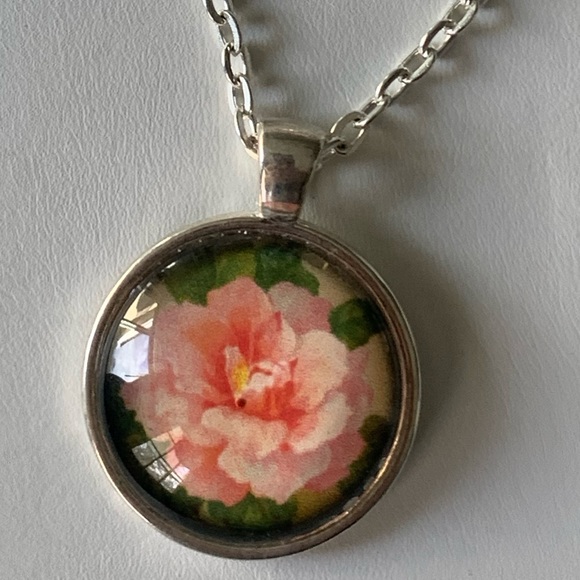 Necklace pink flower - Picture 8 of 8